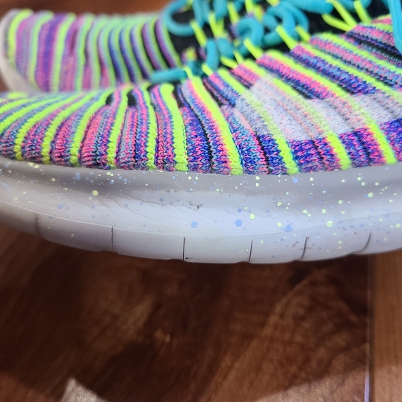 NIKE FreeRn Motion 2016 FLYKNIT Neon Rainbow Slip On Lace Up Womens Shoes Size 6 - Picture 4 of 15